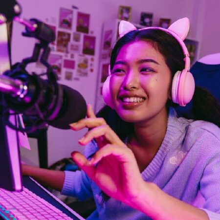 Liveshow Là Gì? Định Nghĩa Liveshow Trên Các Ứng Dụng Live Stream